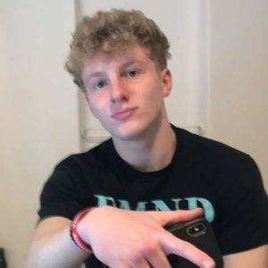 Meet your Posher, Bryce